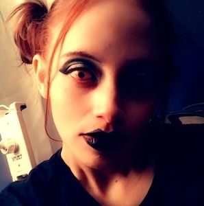 Meet your Posher, Mandy